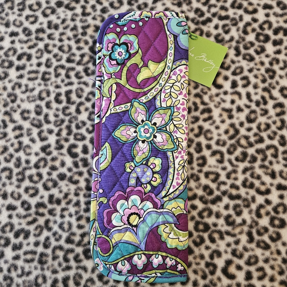 Vera Bradley Quilted Floral Paisley Print Curling Iron Cover in Heather, NWT